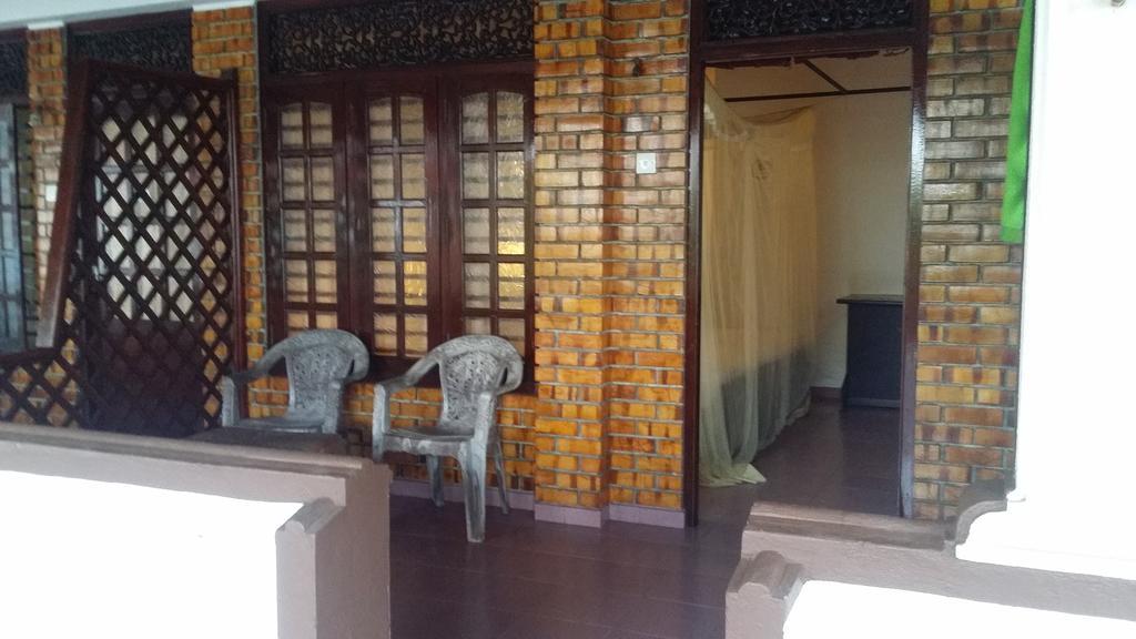 Gayana Guest House Kanattegoda Exterior foto